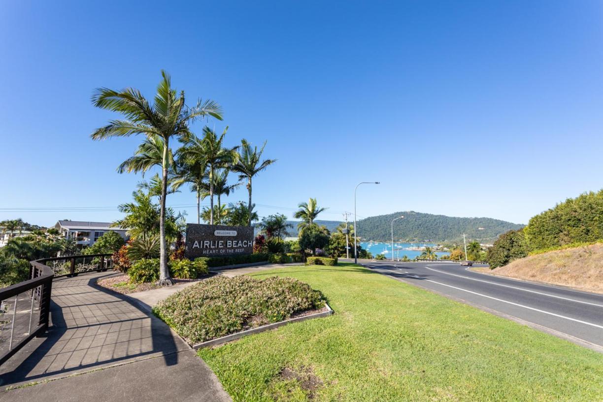 Mandalay Escape, Seclusion & Serenity With A Pool Airlie Beach Extérieur photo