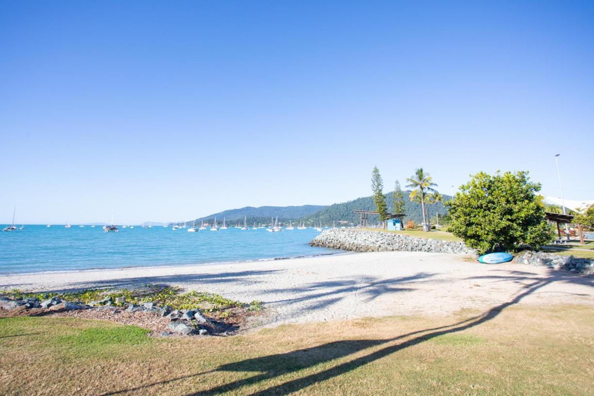 Mandalay Escape, Seclusion & Serenity With A Pool Airlie Beach Extérieur photo