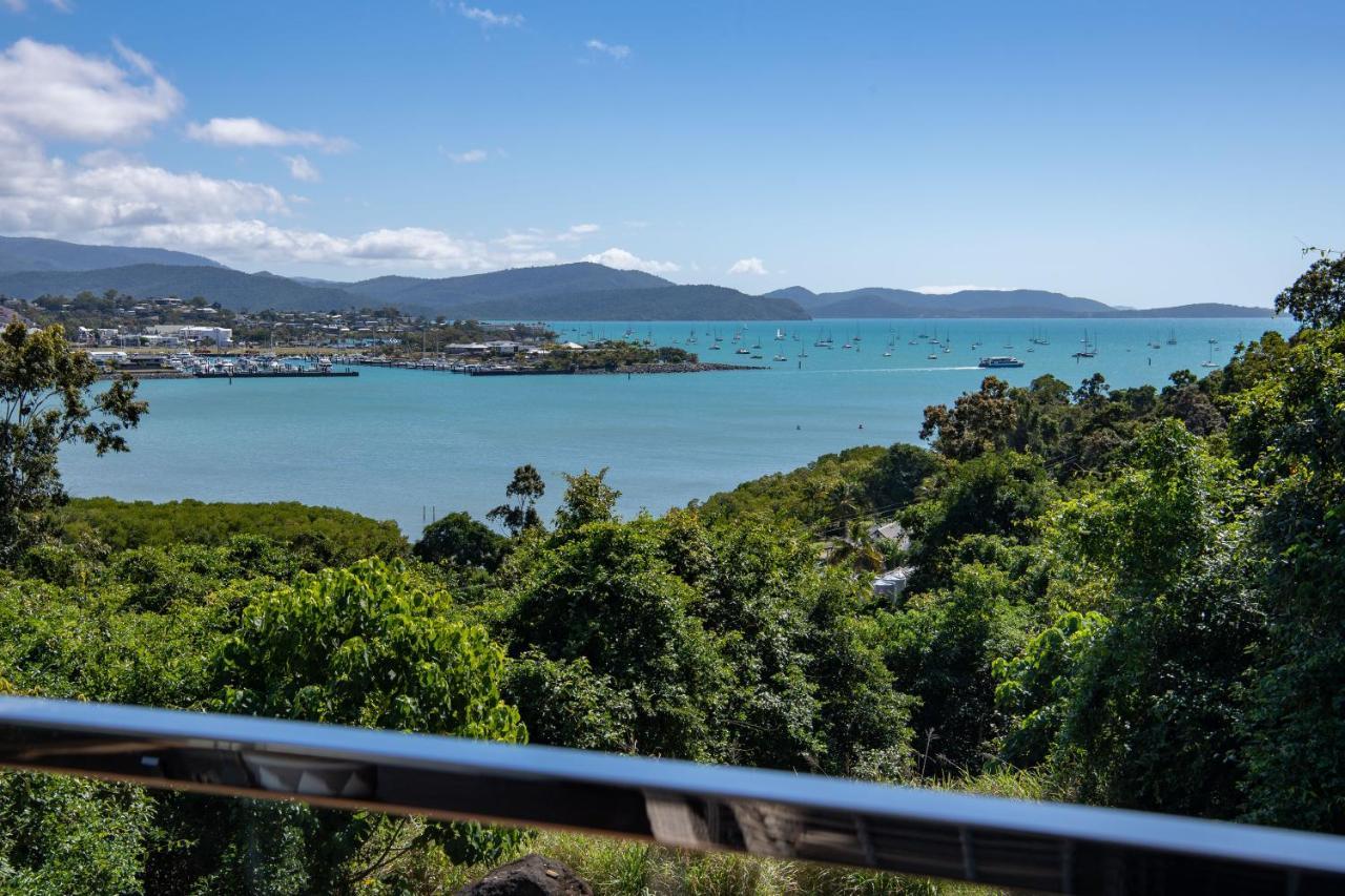 Mandalay Escape, Seclusion & Serenity With A Pool Airlie Beach Extérieur photo