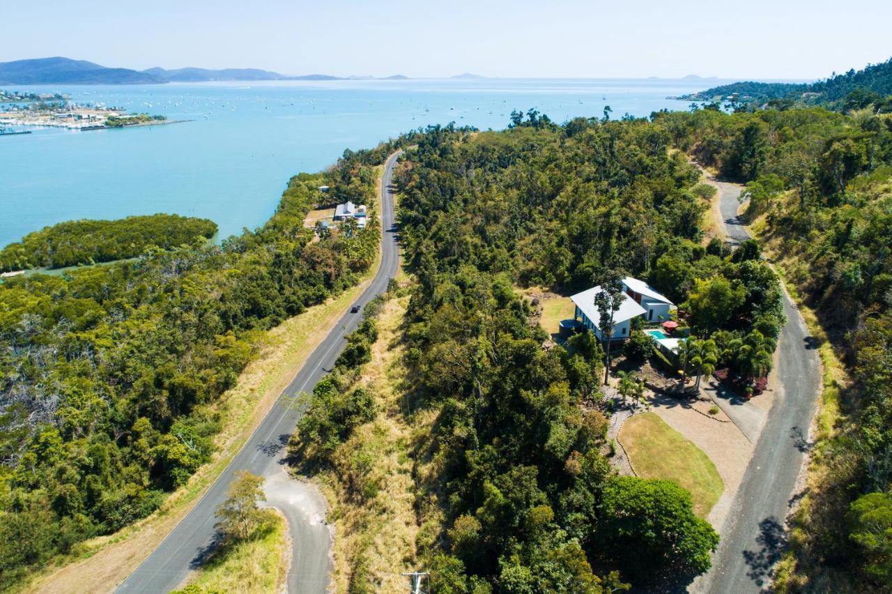 Mandalay Escape, Seclusion & Serenity With A Pool Airlie Beach Extérieur photo